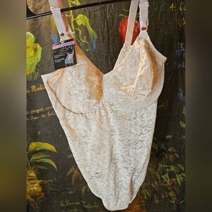 NEW Bali lace shapewear - 38D